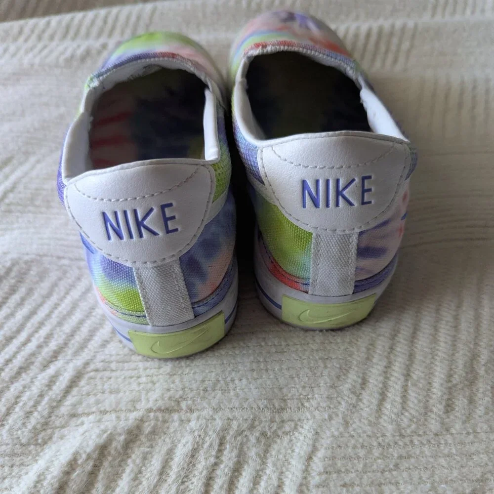 Nike Court Legacy Slip-On Sneaker - Tie Dye Size 6,5 - Picture 3 of 5